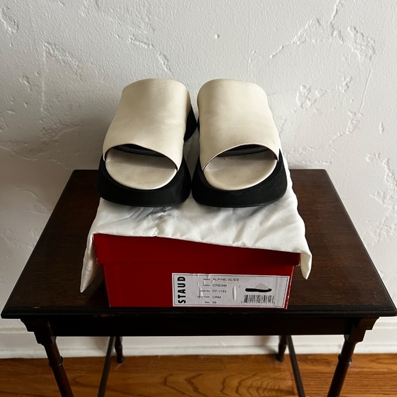 STAUD CREAM PLATFORM SANDALS - Picture 3 of 5